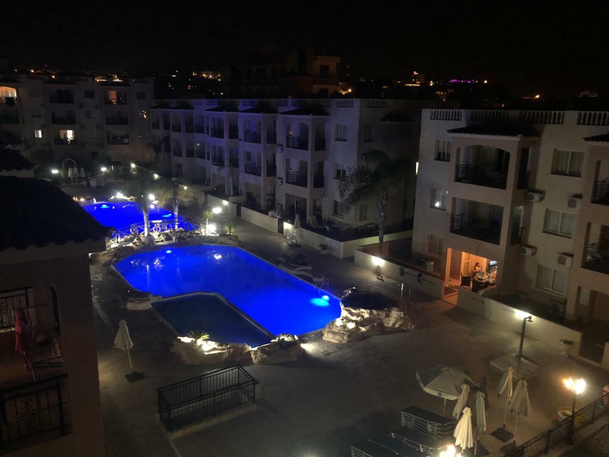 Royal Seacrest Apartment Paphos Exterior foto