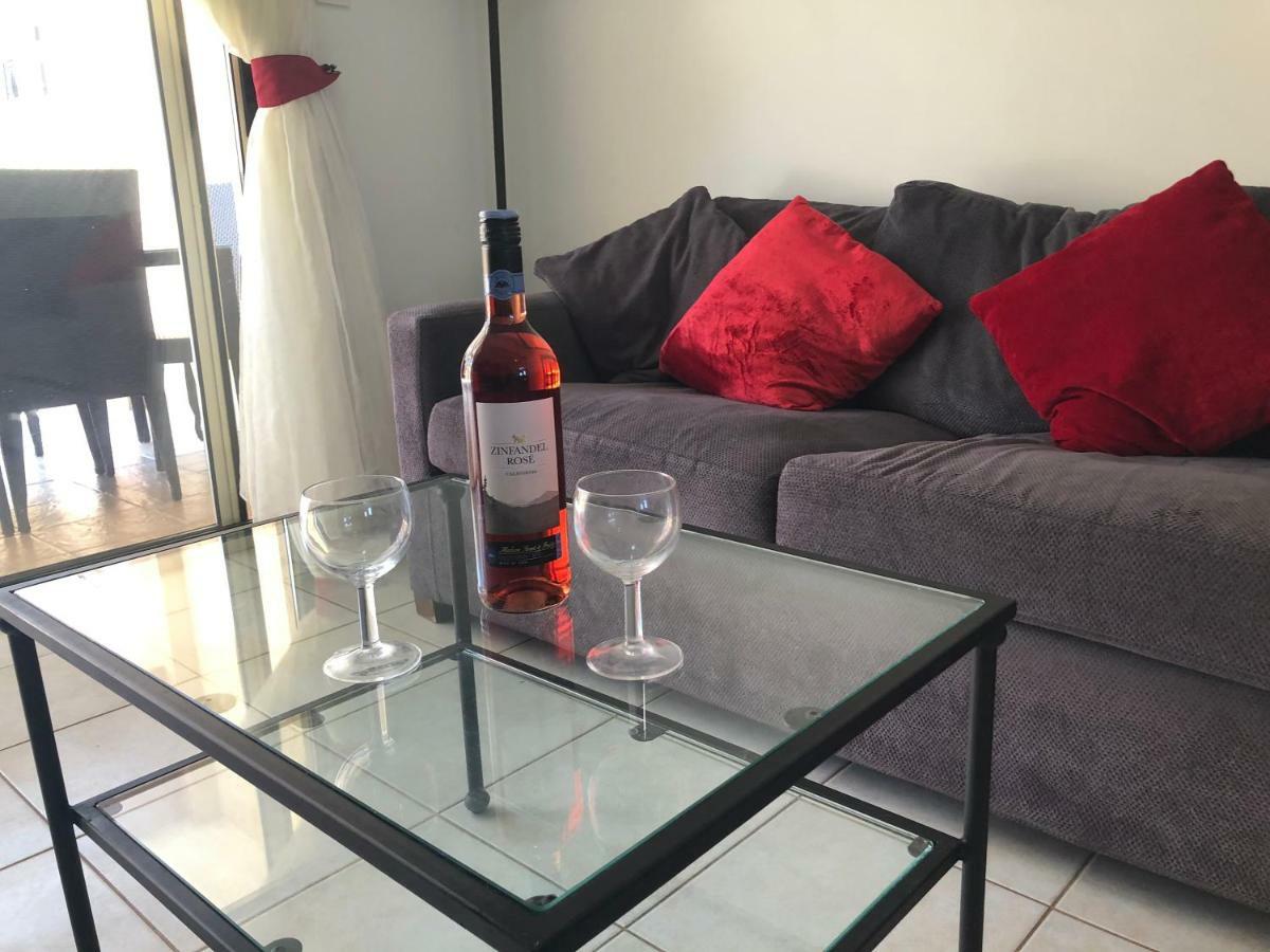 Royal Seacrest Apartment Paphos Exterior foto